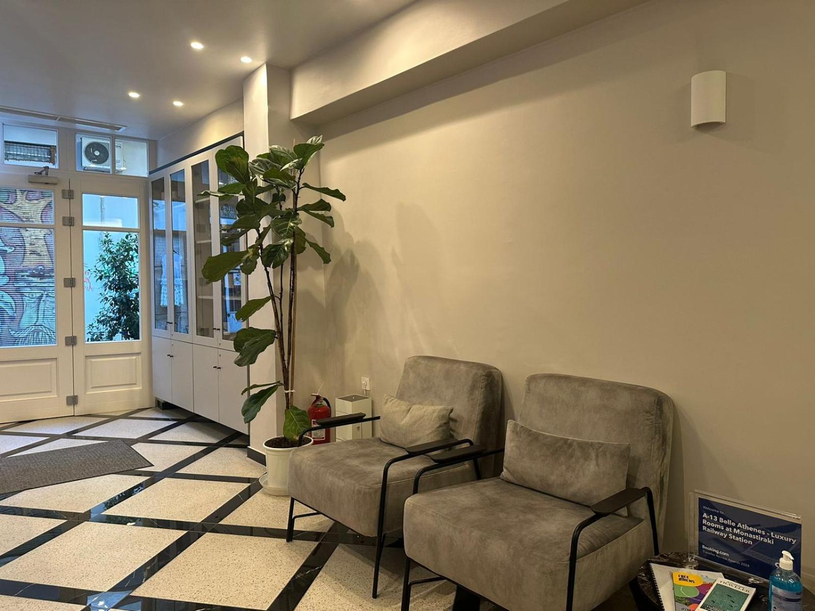 Belle Athenes - Luxury Rooms At Monastiraki Railway Station Zewnętrze zdjęcie