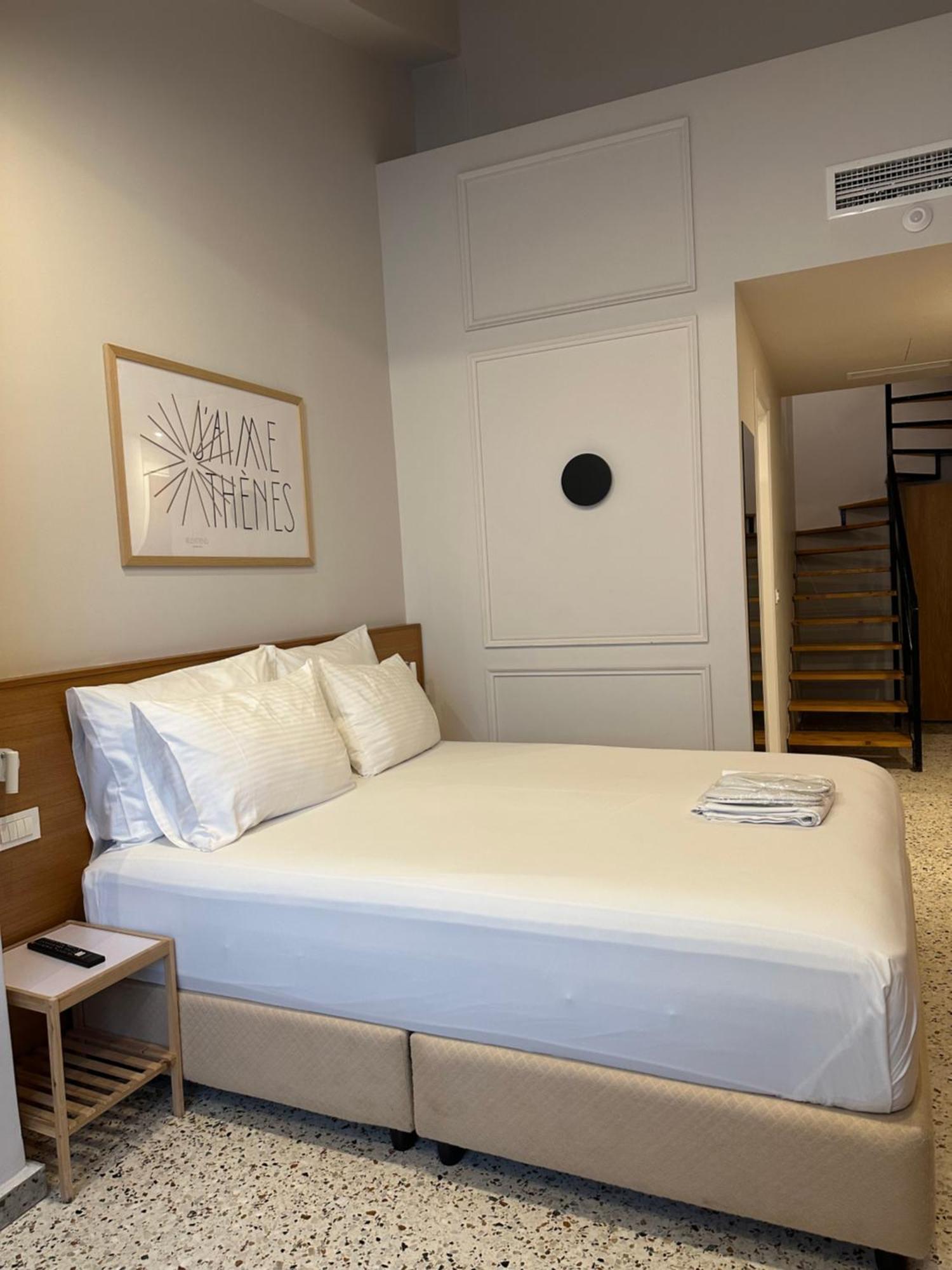 Belle Athenes - Luxury Rooms At Monastiraki Railway Station Zewnętrze zdjęcie