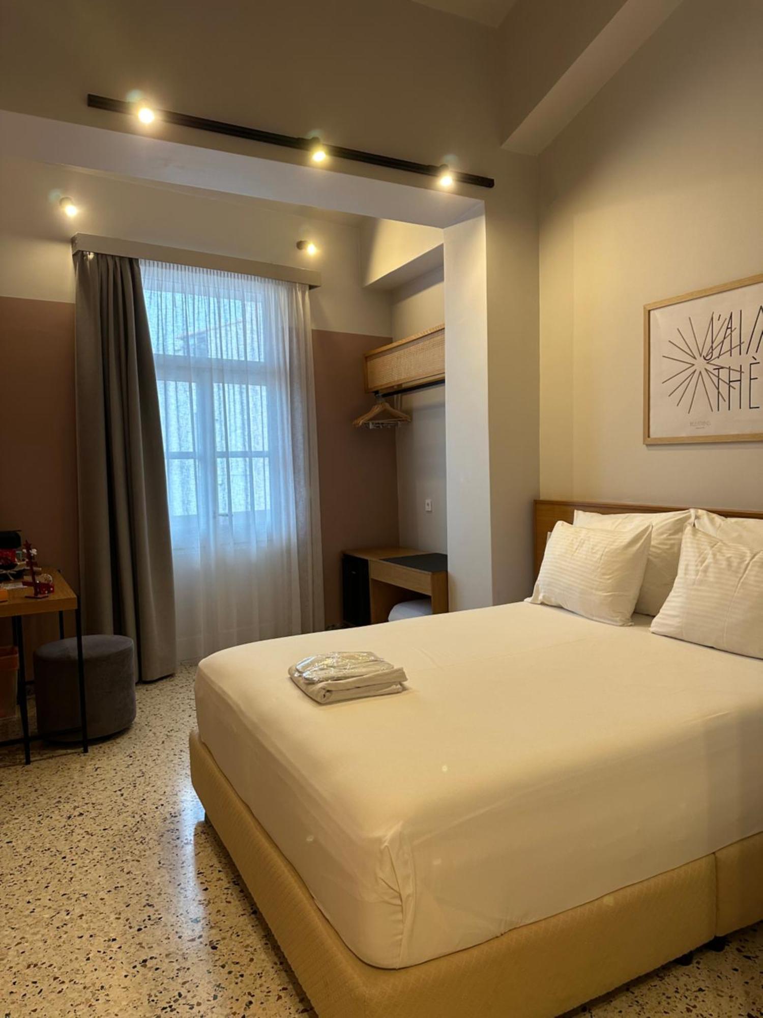 Belle Athenes - Luxury Rooms At Monastiraki Railway Station Zewnętrze zdjęcie